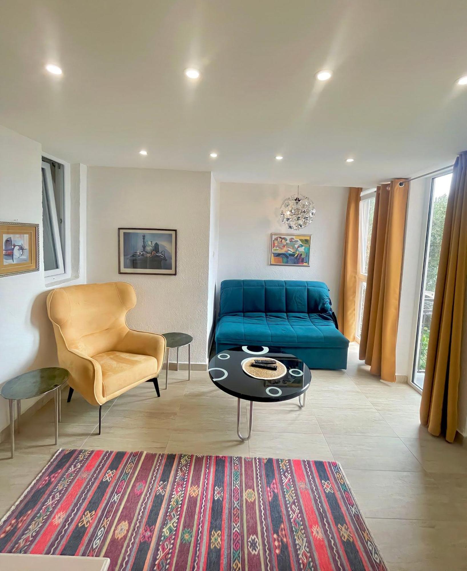 Apartments Kentera Lux スヴェティ・ステファン 部屋 写真
