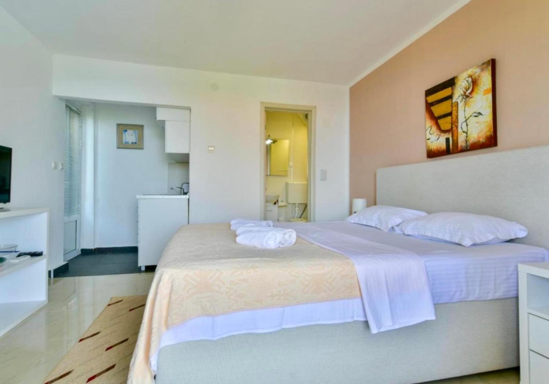 Apartments Kentera Lux スヴェティ・ステファン 部屋 写真
