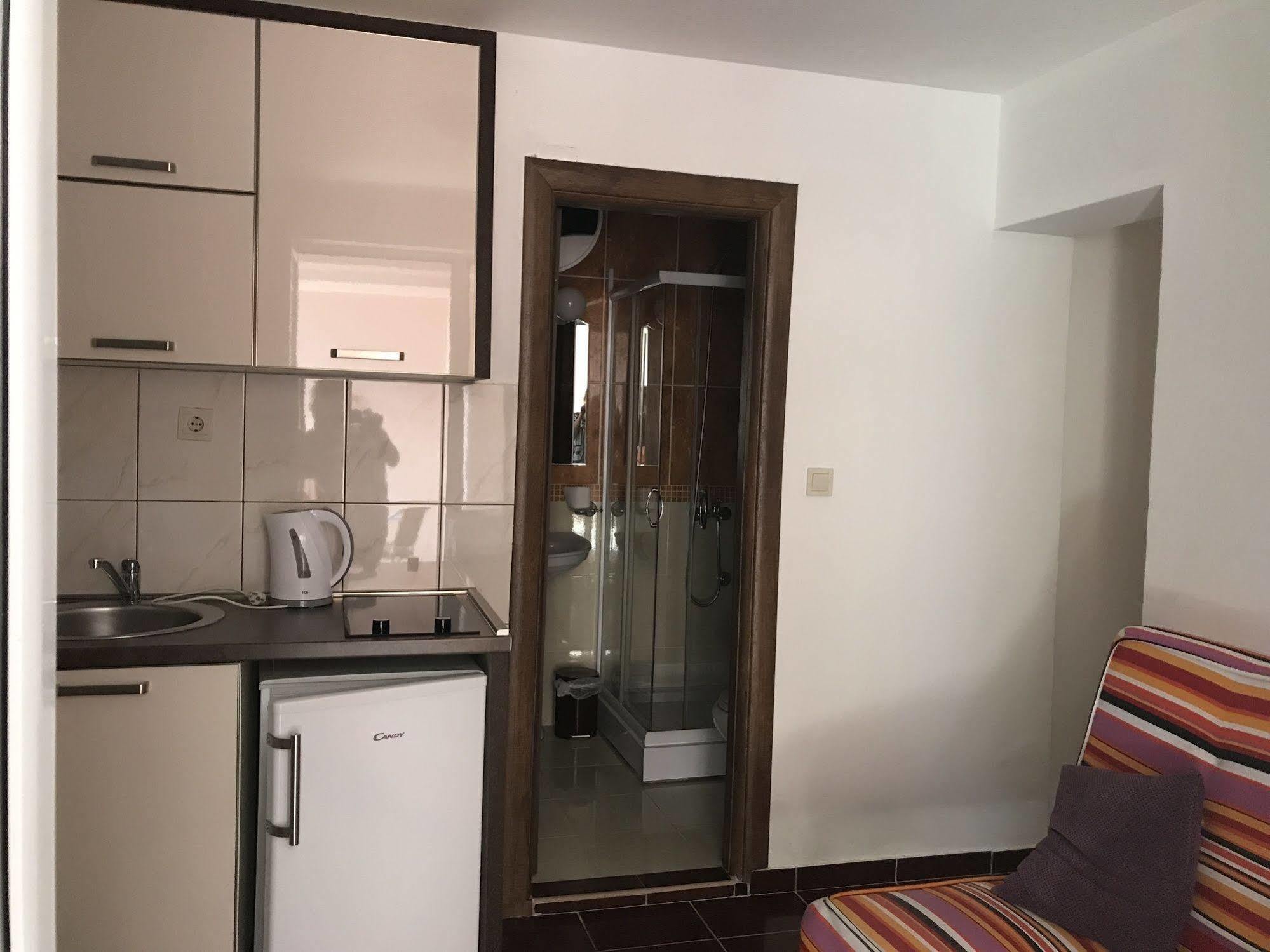Apartments Kentera Lux スヴェティ・ステファン エクステリア 写真