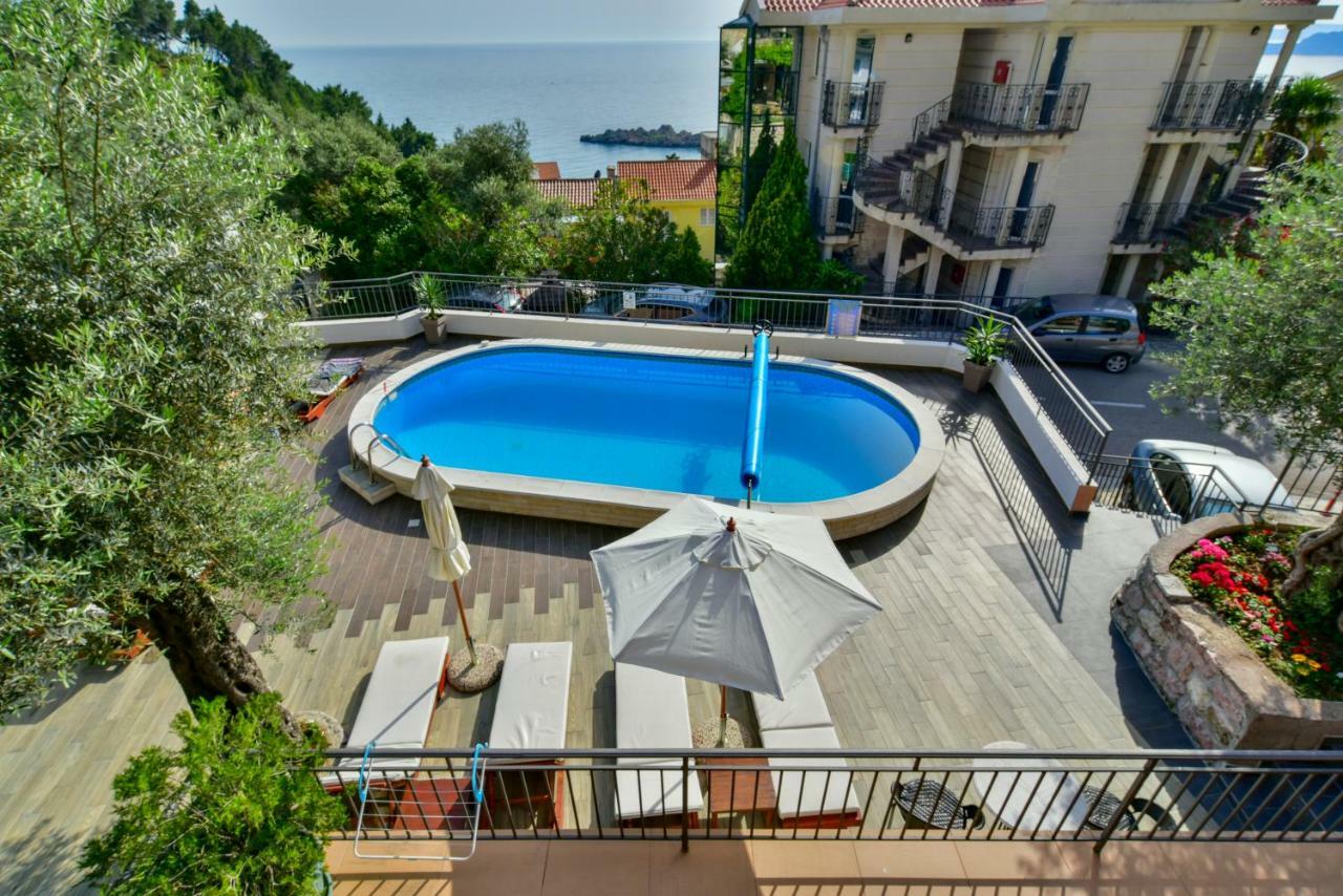 Apartments Kentera Lux スヴェティ・ステファン エクステリア 写真