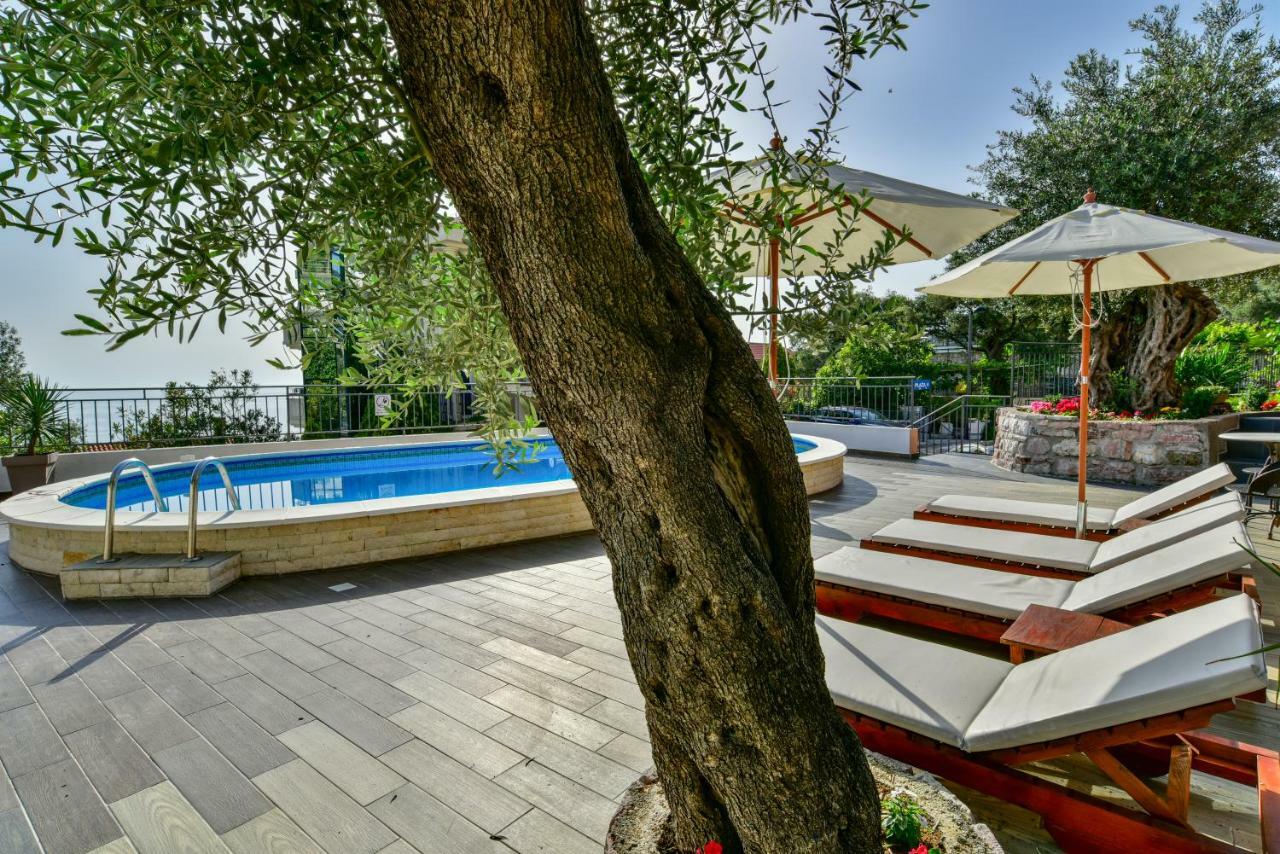 Apartments Kentera Lux スヴェティ・ステファン エクステリア 写真